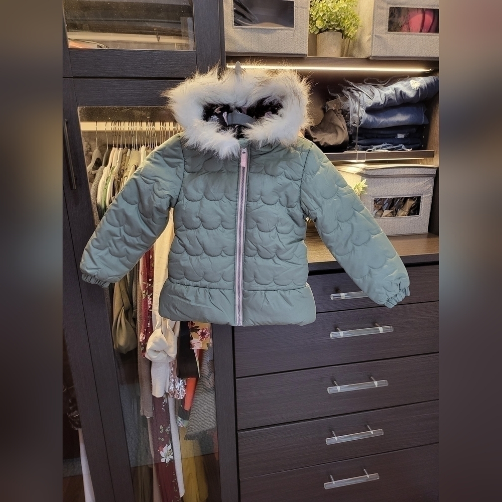 Weather Tamer puffer coat with Faux fur trim 6x NWT